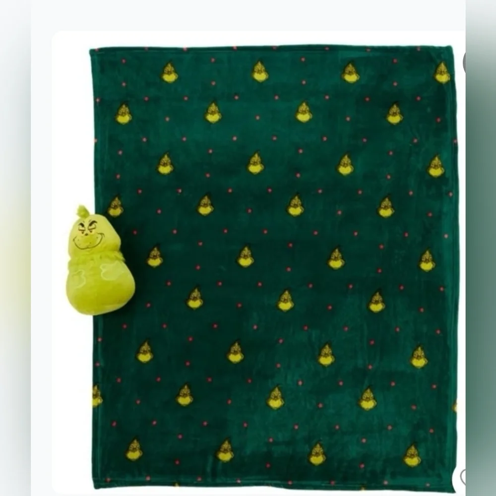 The Grinch cozy up